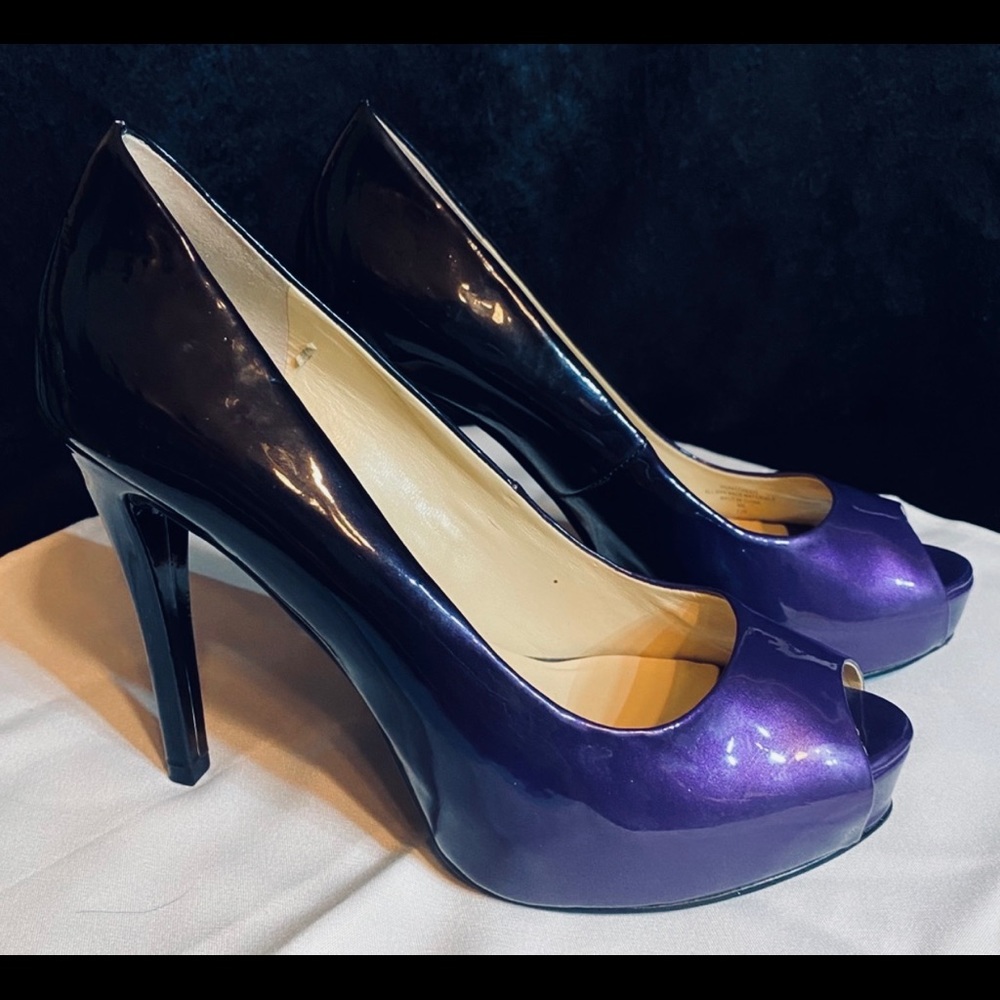 BNWT GUESS Leather Purple Fade Platform Heels, Size 8.5